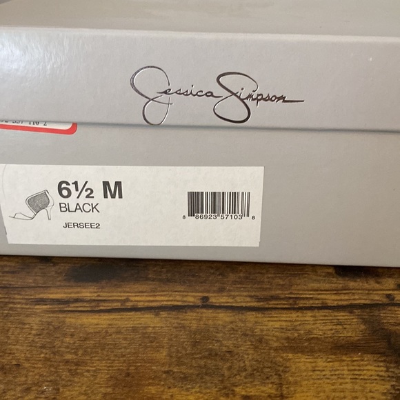 Jessica Simpson heels. Black, size 6.5. - Picture 6 of 6